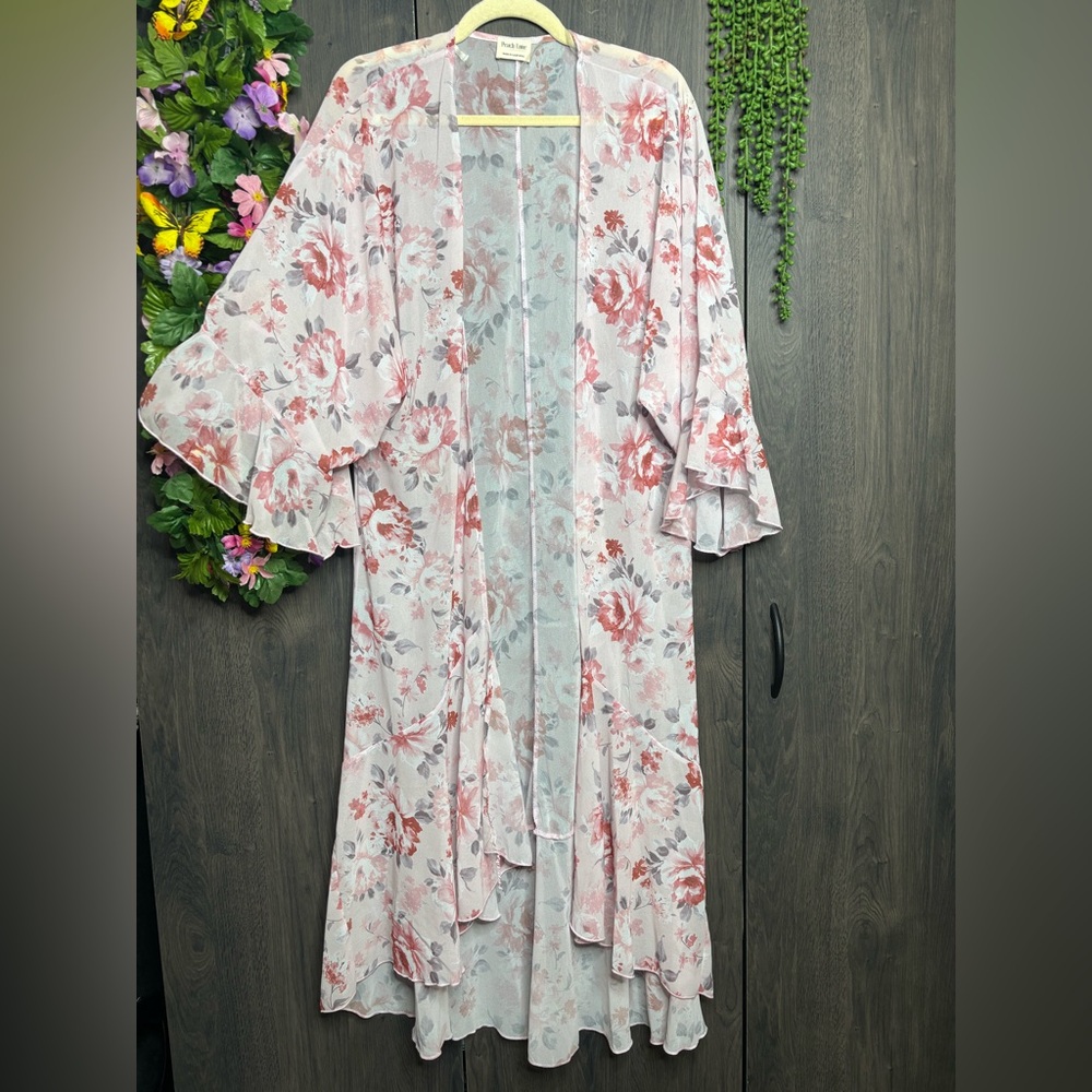 °💙2/$40💙Peach Love California Kimono Duster Printed  Size Medium